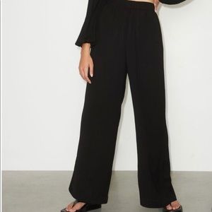 Wide leg flowy pants | Dynamite